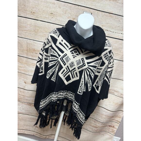 Flying Tomato Womens Poncho Size M/L Black Bohemian Sweater Pullover - Picture 7 of 10